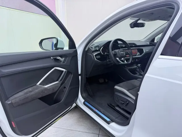 Audi Q3 — Фото автомобиля 7