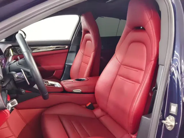 Porsche Panamera — Фото автомобиля 14