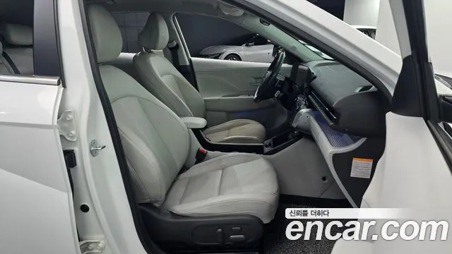 Hyundai Kona SX2 — Фото автомобиля 10