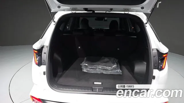 Hyundai Tucson Tucson (NX4) Бензин 1.6 турбо 2WD — Фото автомобиля 20