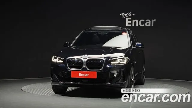 BMW iX3 G08 (2020–2024) — Фото автомобиля 3