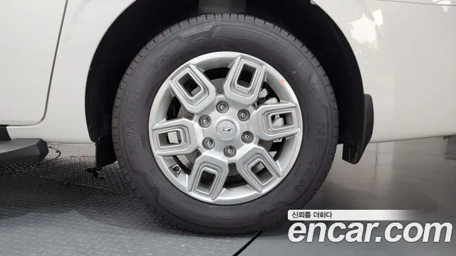 Hyundai Staria — Фото автомобиля 6