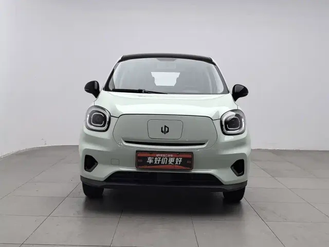 Leapmotor T03 — Фото автомобиля 3