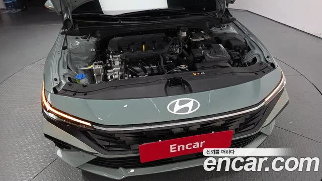 Hyundai Avante CN7 — Фото автомобиля 6