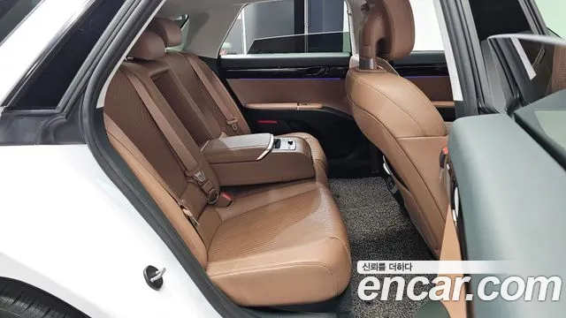 Hyundai Grandeur GN7 — Фото автомобиля 11