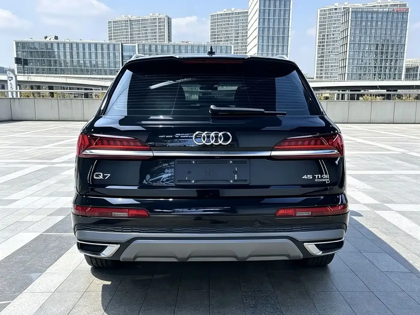 Audi Audi Q7 2023 45 TFSI quattro S line Sport — Фото автомобиля 8