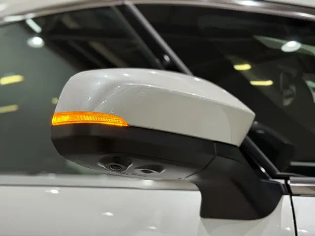Toyota Alphard — Фото автомобиля 23