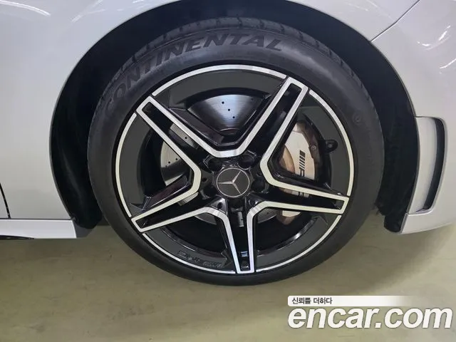 Mercedes-Benz A-Class W177 — Фото автомобиля 20