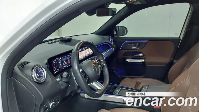 Mercedes-Benz GLB-Class — Фото автомобиля 14