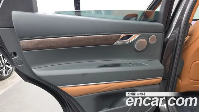 Genesis GV80 2.5T Бензин AWD — Фото автомобиля 20