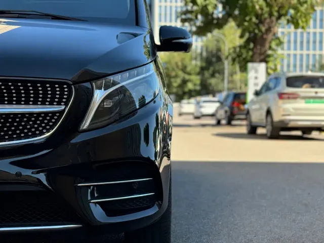 Mercedes-Benz V-Class — Фото автомобиля 9