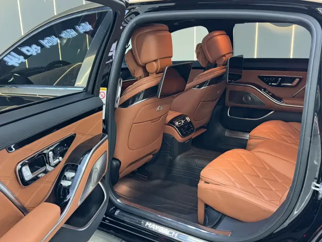 Mercedes-Benz Maybach S-Class — Фото автомобиля 19