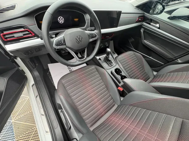 Volkswagen Lavida — Фото автомобиля 6