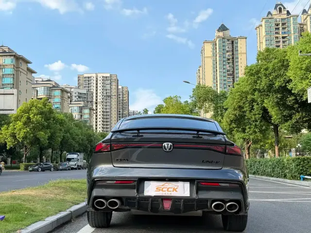 Changan UNI-V — Фото автомобиля 23