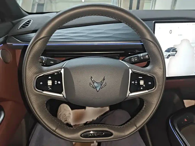 Arcfox Alpha T5 — Фото автомобиля 10