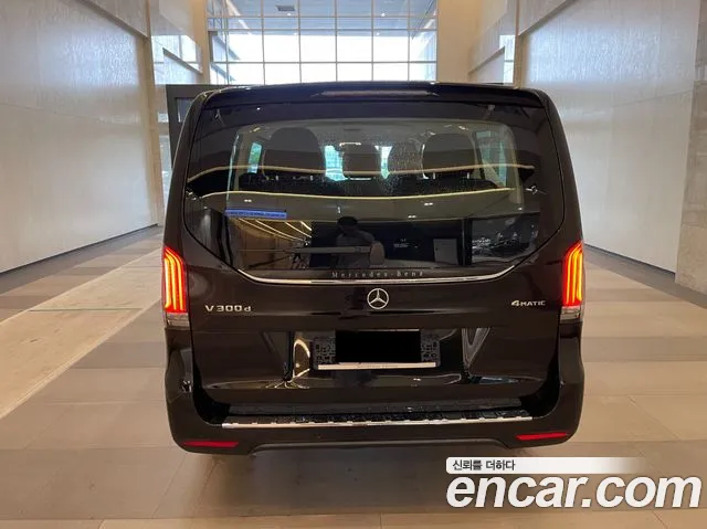 Mercedes-Benz V-Class — Фото автомобиля 4