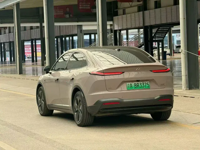 Onvo L60 — Фото автомобиля 10