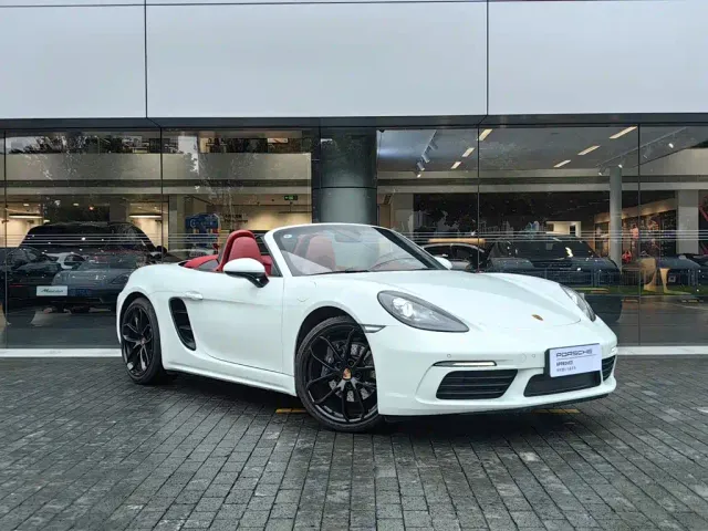 Porsche 718 — Фото автомобиля 22