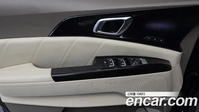 Kia Canival — Фото автомобиля 22