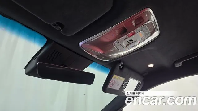 Genesis GV70 — Фото автомобиля 24