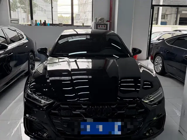 Фотография автомобиля — Audi A7L
