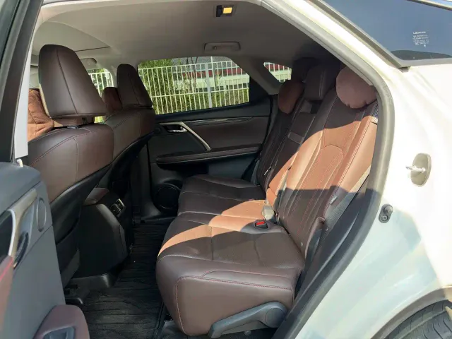 Lexus RX — Фото автомобиля 11