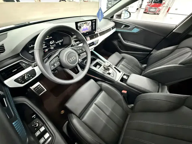 Audi Audi A4L 2025 2 Million Celebration Edition 40 TFSI Fashion Dynamic — Фото автомобиля 9