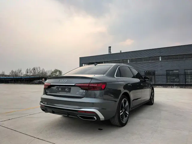 Audi A4L — Фото автомобиля 7