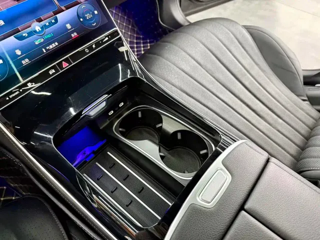 Mercedes-Benz S-Class — Фото автомобиля 8