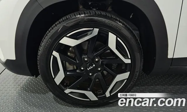 Kia Seltos — Фото автомобиля 5