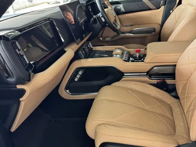 BYD FangChengBao Leopard 8 — Фото автомобиля 9