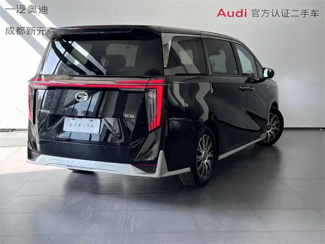 GAC Trumpchi E9 — Фото автомобиля 4