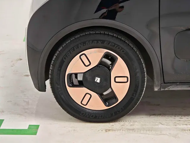 Baojun KiWi EV — Фото автомобиля 8