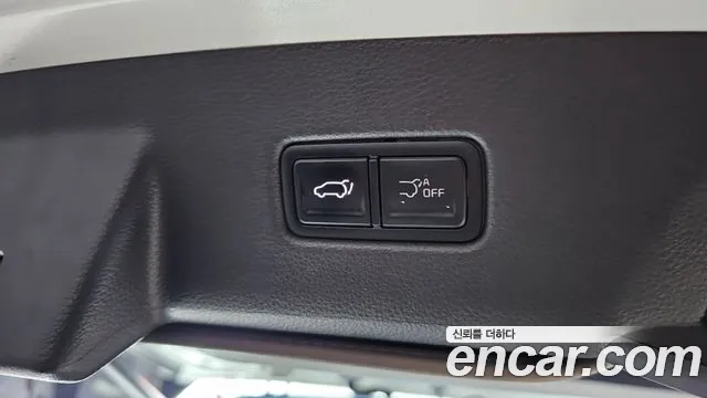 Kia Carnival Generation 4 — Фото автомобиля 20