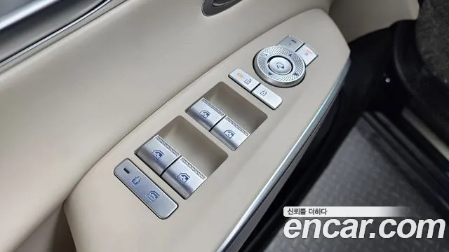 Genesis GV70 2.5T Бензин AWD — Фото автомобиля 25