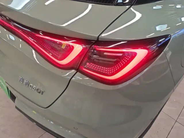 BYD Seal 06 GT — Фото автомобиля 7