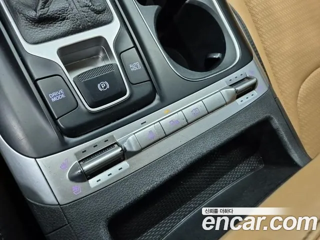 Kia Carnival Generation 4 — Фото автомобиля 13