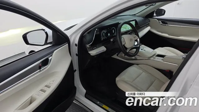 Hyundai Grandeur — Фото автомобиля 9