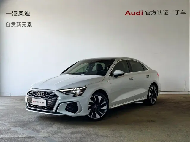 Фотография автомобиля — Audi A3