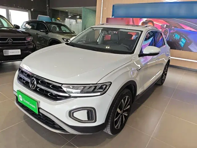 Фотография автомобиля — Volkswagen T-Roc