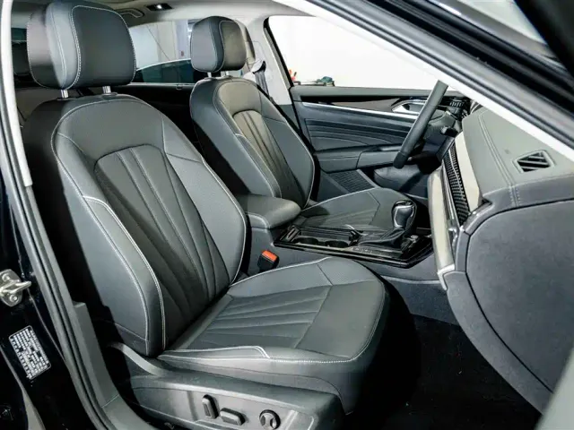 Volkswagen Passat — Фото автомобиля 20