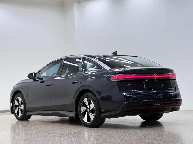 Volkswagen ID.7 Vizzion — Фото автомобиля 15