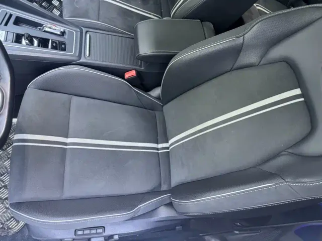 Volkswagen Golf — Фото автомобиля 5