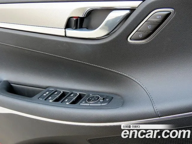 Hyundai Grandeur Grandeur (New) — Фото автомобиля 12