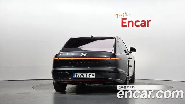 Hyundai Grandeur GN7 — Фото автомобиля 4