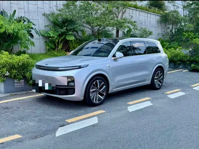 Фотография автомобиля — Li Auto L9