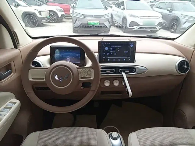 Wuling Hongguang Mini EV — Фото автомобиля 9