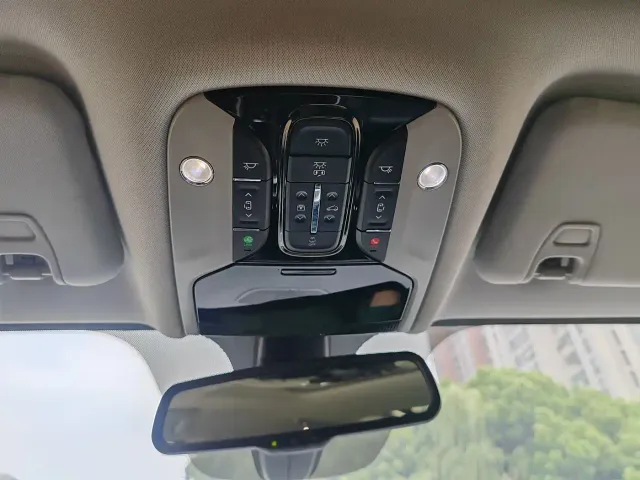 GAC Trumpchi M8 — Фото автомобиля 16