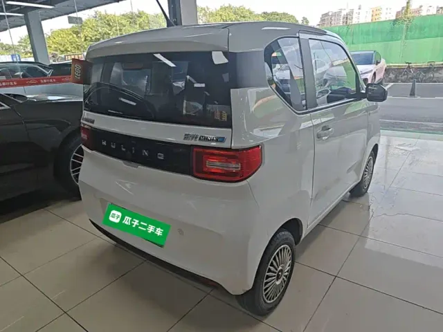 Wuling Hongguang Mini EV — Фото автомобиля 6