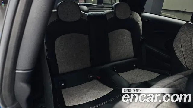 MINI Cooper Cooper Electric — Фото автомобиля 17